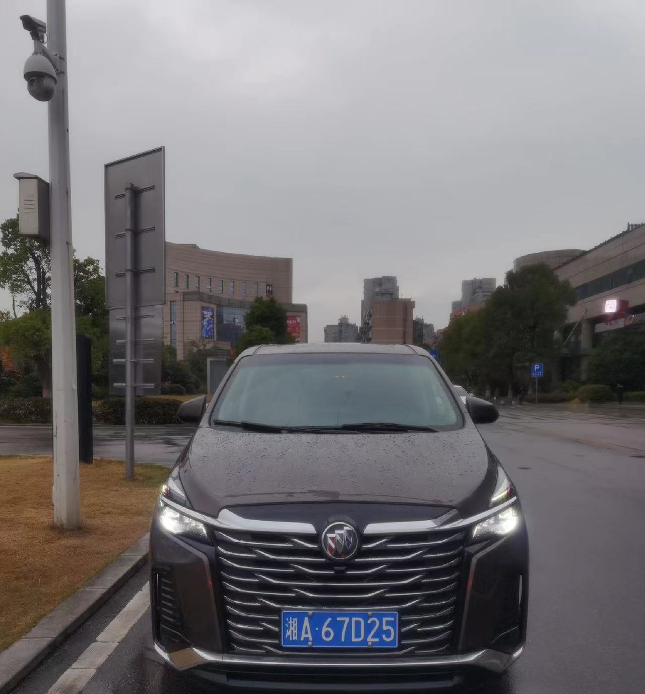2023款别克商务GL8